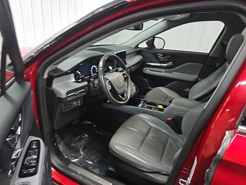 Used 2021 Lincoln Corsair AWD w/ Premium Package image 35