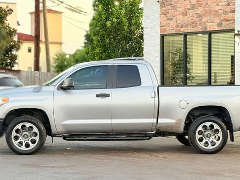 Used 2014 Toyota Tundra SR AWD/4WD image 16