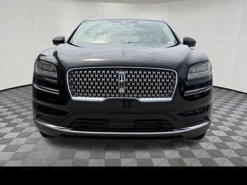 Used 2022 Lincoln Nautilus AWD w/ Premium Package image 3