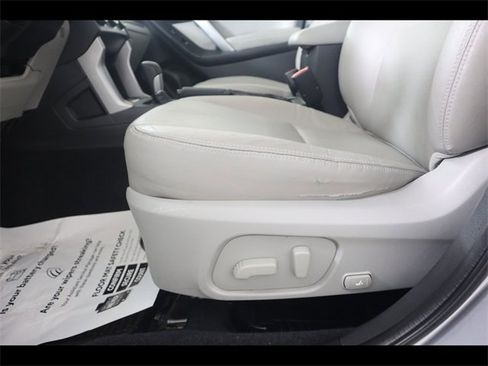 Used 2015 Subaru Forester 2.5i Touring image 17