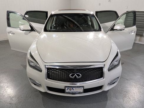 Used 2016 INFINITI Q70 L 3.7 w/ Deluxe Touring Package image 10