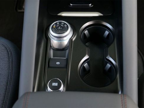 New 2025 Ford Explorer Active image 27