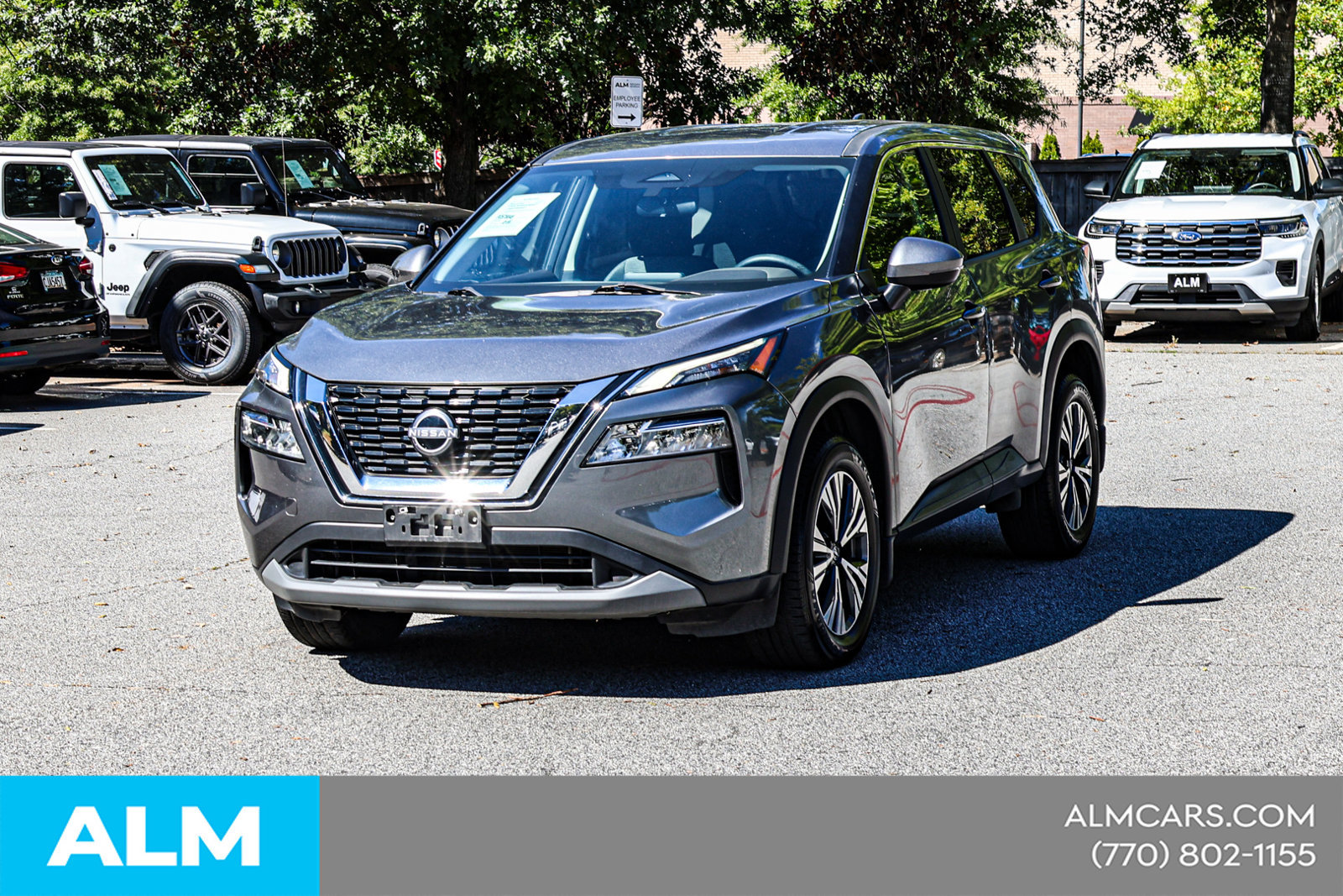 Used 2023 Nissan Rogue SV FWD image 3