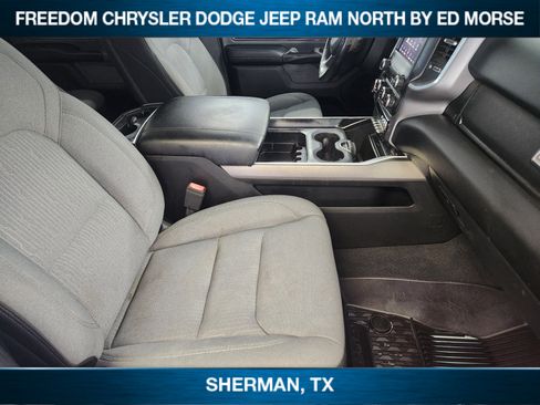 Used 2019 RAM 1500 Big Horn AWD/4WD image 9