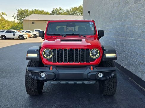 Used 2026 Jeep Gladiator Mojave AWD/4WD image 8