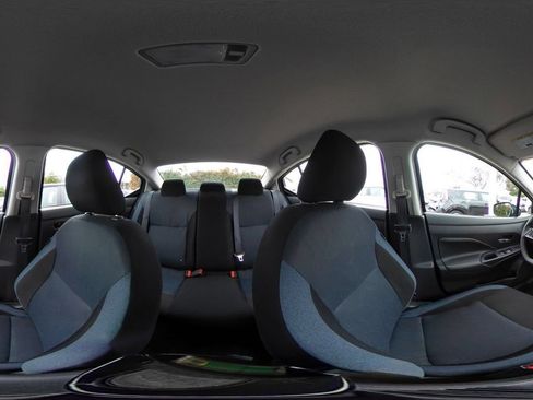 Used 2025 Nissan Versa SV FWD image 42