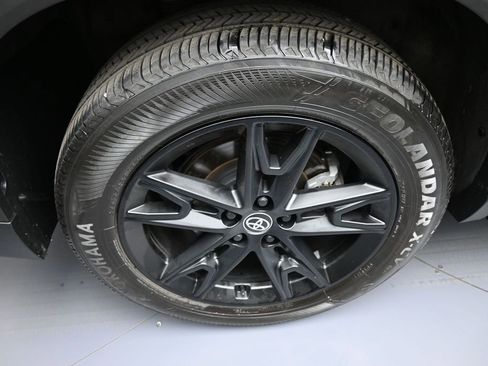 Certified 2025 Toyota Grand Highlander AWD Hybrid image 12