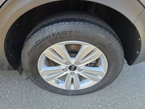 Used 2018 Kia Sportage LX image 42