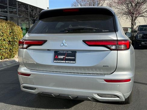 Used 2024 Mitsubishi Outlander SEL image 36