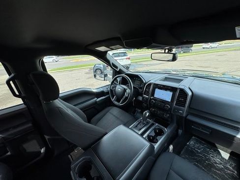 Used 2018 Ford F150 XLT w/ Equipment Group 302A Luxury AWD/4WD image 24