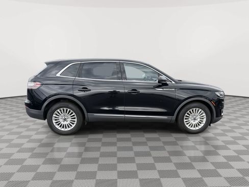 Used 2020 Lincoln Nautilus Premier AWD/4WD image 6