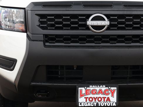 Used 2025 Nissan Frontier S w/ S Utility Package image 11