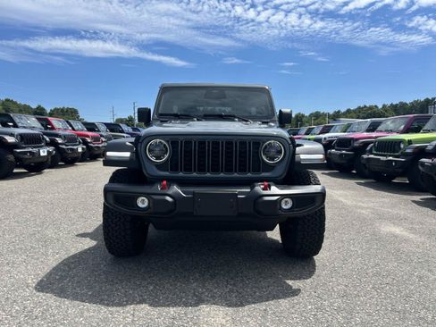 Certified 2026 Jeep Wrangler Unlimited Rubicon AWD/4WD image 8