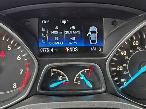 Used 2019 Ford Escape SEL image 24