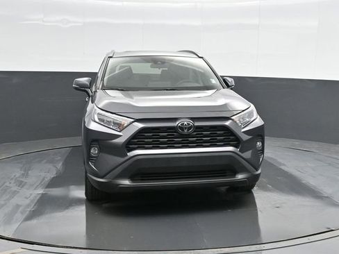 Used 2019 Toyota RAV4 XLE image 6