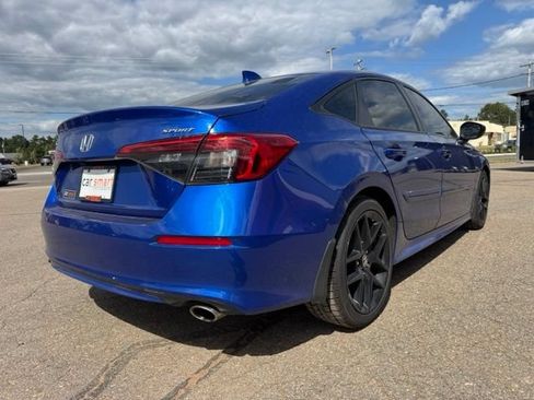 Used 2023 Honda Civic Sport image 7