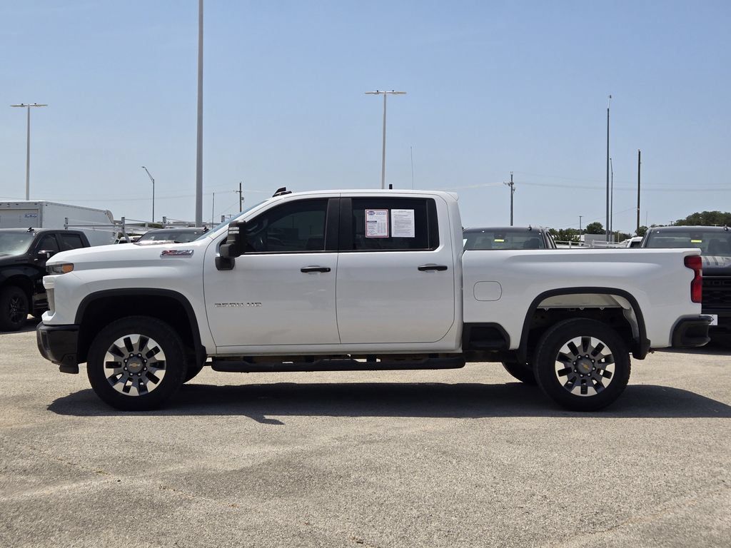 Used 2024 Chevrolet Silverado 2500 Custom w/ Custom Value Package AWD/4WD image 4
