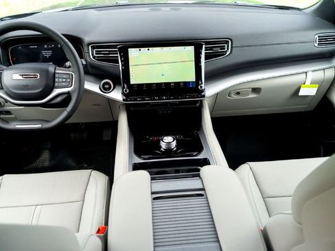 New 2026 Jeep Grand Wagoneer 2WD image 22