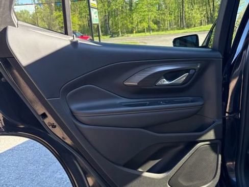 Used 2020 GMC Terrain SLT w/ Preferred Package AWD/4WD image 18