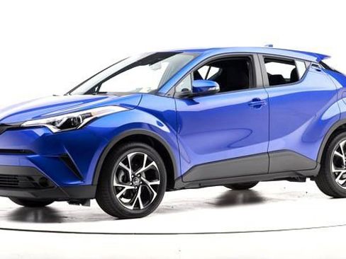 Used 2019 Toyota C-HR Limited FWD image 1