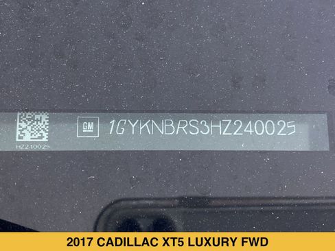 Certified 2017 Cadillac XT5 Luxury w/ Driver Awareness Package FWD image 18