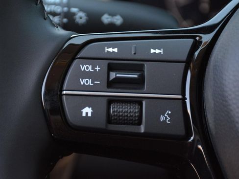 Used 2026 Honda HR-V EX-L image 30