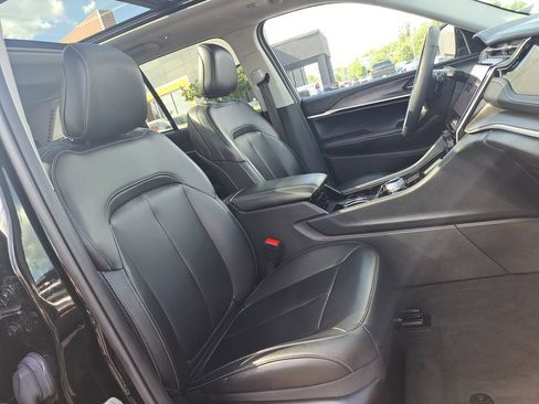 Used 2023 Jeep Grand Cherokee 4WD 4xe image 33