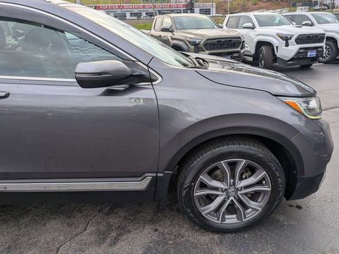 Used 2021 Honda CR-V Touring image 11
