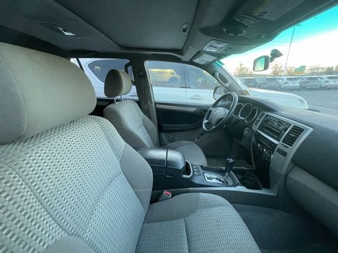 Used 2008 Toyota 4Runner SR5 image 8