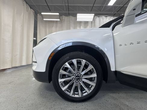 Used 2024 Chevrolet Blazer Premier w/ Driver Confidence II Package FWD image 41