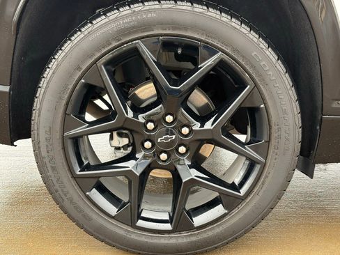 Used 2024 Chevrolet Traverse RS w/ LPO, Floor Liner Package image 10