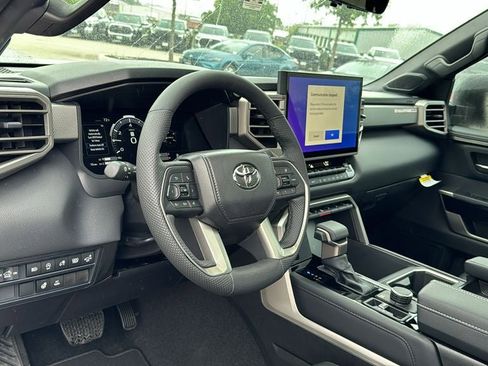 New 2026 Toyota Tundra Limited AWD/4WD image 16