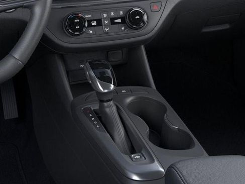 Used 2025 Buick Envista Preferred w/ Convenience I Package FWD image 24