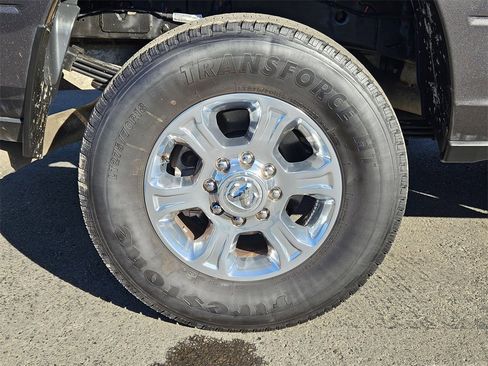 Certified 2024 RAM 3500 Big Horn w/ Sport Appearance Package image 9