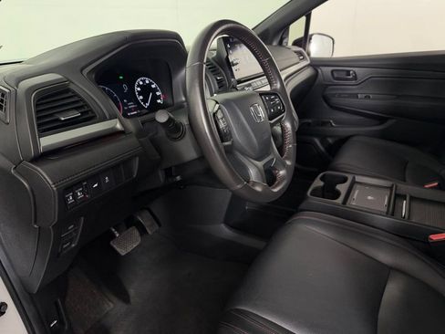 Used 2025 Honda Odyssey Sport-L image 18