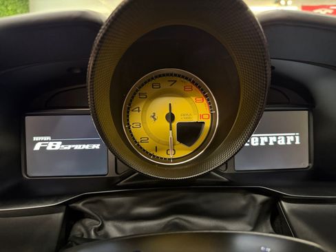 Used 2021 Ferrari F8 Tributo RWD image 14