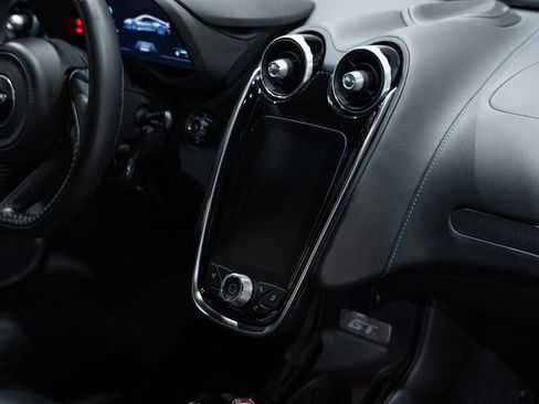 Used 2021 McLaren GT image 54