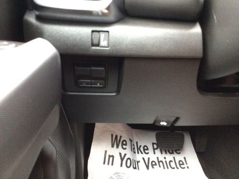 New 2026 GMC Canyon Elevation w/ Convenience Package image 10