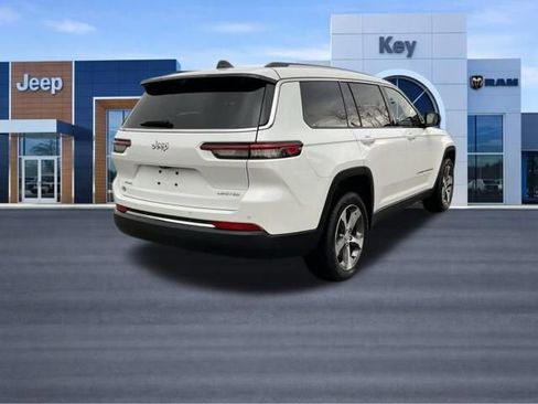 Used 2023 Jeep Grand Cherokee L Limited w/ Luxury Tech Group II AWD/4WD image 11