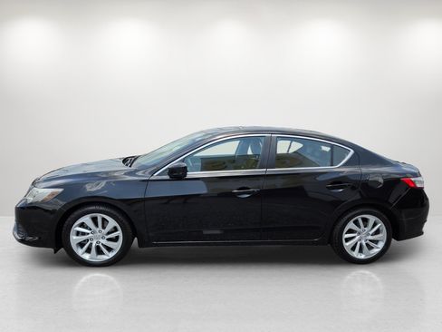 Used 2018 Acura ILX FWD image 8
