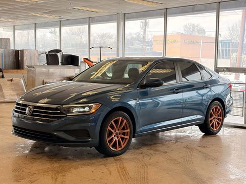 Used 2021 Volkswagen Jetta SEL image 3