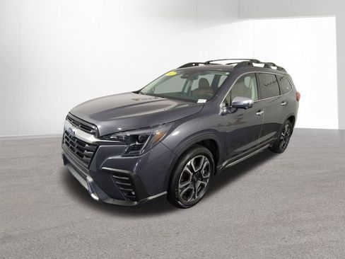 Used 2023 Subaru Ascent Touring AWD/4WD image 41