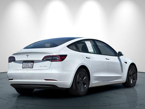 Used 2022 Tesla Model 3 Long Range AWD/4WD image 4