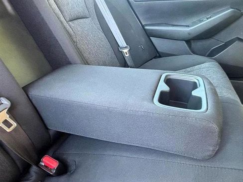 Used 2025 Honda Accord SE image 39