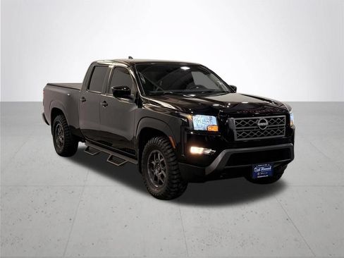 Used 2022 Nissan Frontier SV w/ Technology Package AWD/4WD image 8