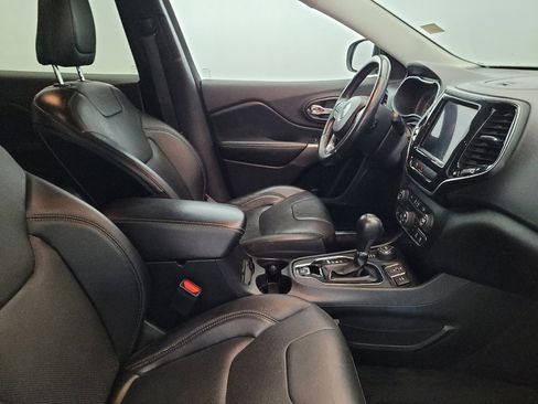 Used 2019 Jeep Cherokee Limited AWD/4WD image 21