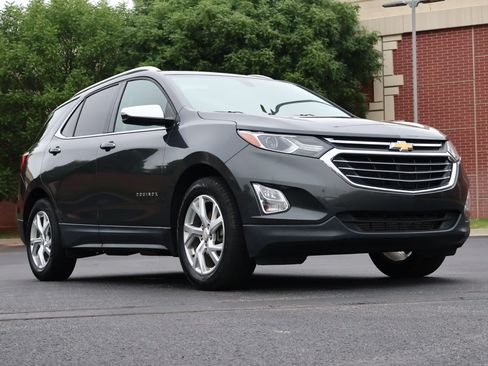 Used 2019 Chevrolet Equinox Premier FWD image 1