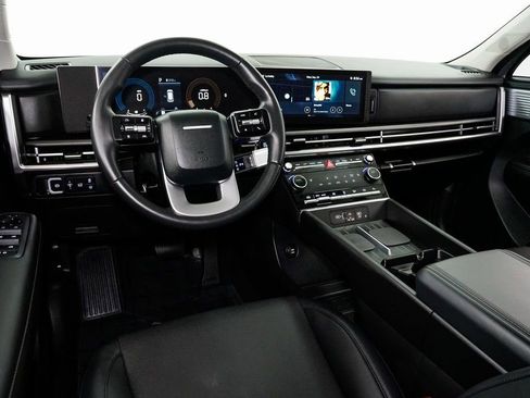 Used 2025 Hyundai Santa Fe XRT image 8