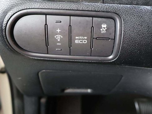 Used 2016 Kia Forte LX FWD image 27