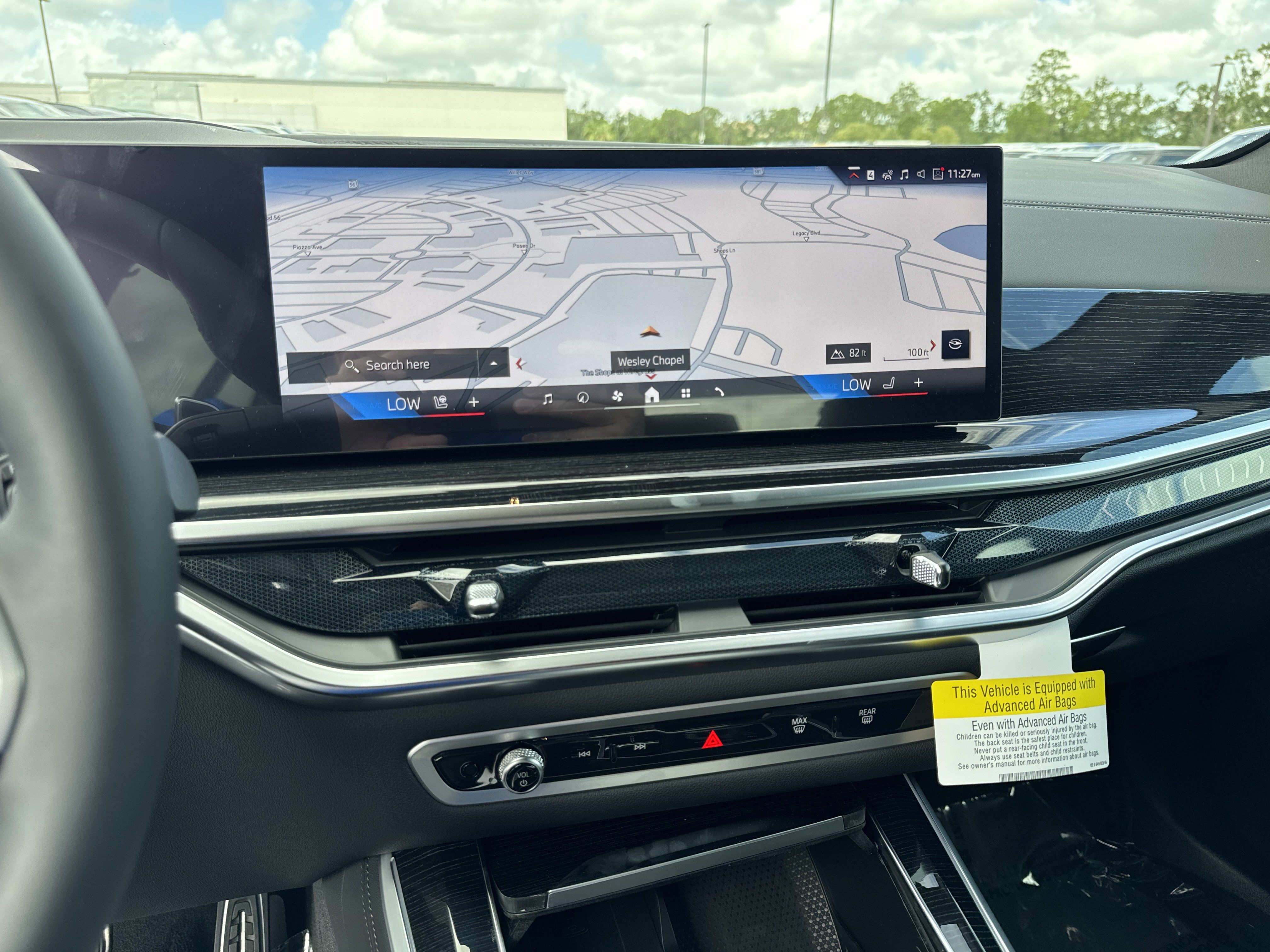 New 2026 BMW X5 xDrive40i w/ M Sport Package AWD/4WD image 18